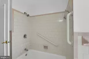 810 Wisteria Dr, Westminster, MD 21157 - Photo 21