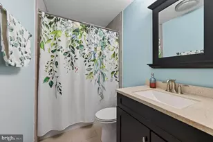 2726 Aspen Dr, Hampstead, MD 21074 - Photo 13
