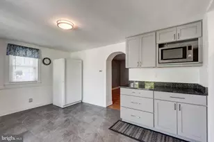 17 York St, Taneytown, MD 21787 - Photo 15