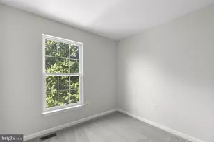 129 N Towne Ct, Mount Airy, MD 21771 - Photo 15