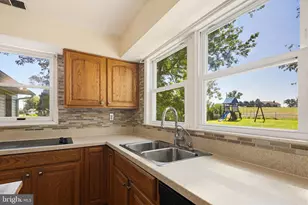 2621 Braddock Rd, Mount Airy, MD 21771 - Photo 17