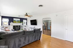 1644 St Paul St, Hampstead, MD 21074 - Photo 5