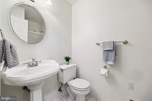 2404 Braddock Rd, Mount Airy, MD 21771 - Photo 29