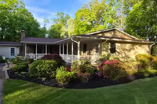 2404 Braddock Rd, Mount Airy, MD 21771 - Photo 7