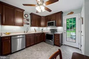 6415 Hickory Ln, Sykesville, MD 21784 - Photo 13