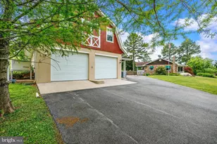 2721 Robert Arthur Rd, Westminster, MD 21158 - Photo 3