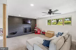 6410 Candlewicke Ct, Sykesville, MD 21784 - Photo 27
