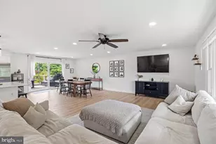 6410 Candlewicke Ct, Sykesville, MD 21784 - Photo 17