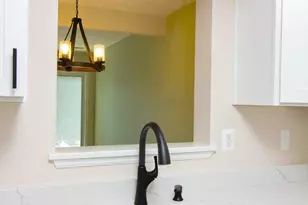 647 Windsor Dr, Westminster, MD 21158 - Photo 9