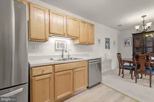 6508 Ridenour Way E, Sykesville, MD 21784 - Photo 3