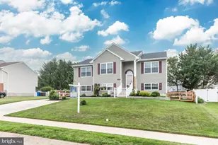 112 Baumgardner Ave, Taneytown, MD 21787 - Photo 1