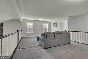 2820 Town View Cir, New Windsor, MD 21776 - Photo 25