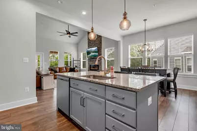 2820 Town View Circle, New Windsor, MD 21776 - Photo 9