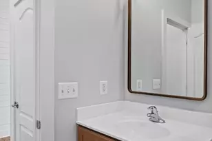 2718 Town View Cir, New Windsor, MD 21776 - Photo 21