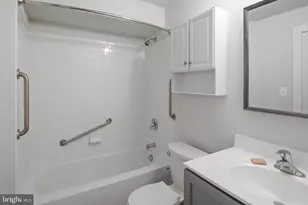 2718 Town View Cir, New Windsor, MD 21776 - Photo 47