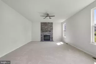 103 Wildflower St, Taneytown, MD 21787 - Photo 15