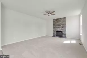 103 Wildflower St, Taneytown, MD 21787 - Photo 17