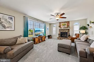 1004 Crimson Cloud Ct, Mount Airy, MD 21771 - Photo 15