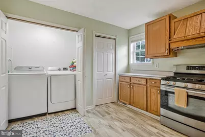 315 College Avenue, New Windsor, MD 21776 - Photo 9