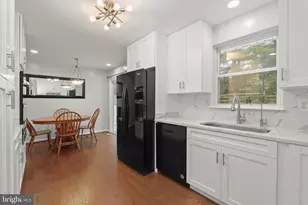 7002 Bristol Pl, Sykesville, MD 21784 - Photo 23