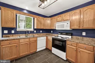 1110 Jousting Way, Mount Airy, MD 21771 - Photo 11