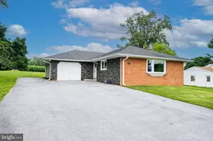 4090 Boteler Rd, Mount Airy, MD 21771 - Photo 1
