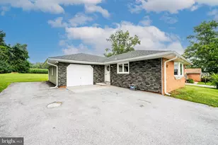 4090 Boteler Rd, Mount Airy, MD 21771 - Photo 35