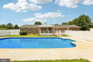 2215 Cherokee Dr, Westminster, MD 21157 - Photo 5