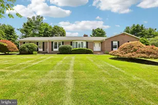 2215 Cherokee Dr, Westminster, MD 21157 - Photo 1