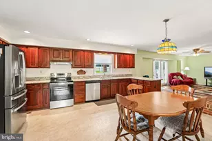 2215 Cherokee Dr, Westminster, MD 21157 - Photo 15