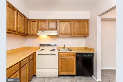 4240 Crystal Court #3C, Hampstead, MD 21074 - Photo 3