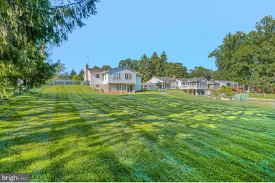1520 Woodridge Lane, Sykesville, MD 21784 - Photo 5