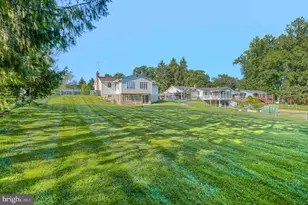 1520 Woodridge Ln, Sykesville, MD 21784 - Photo 5