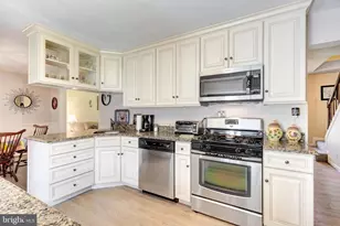 1691 Brimfield Cir, Sykesville, MD 21784 - Photo 11