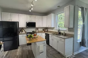 4210 Mead Dr, Hampstead, MD 21074 - Photo 5