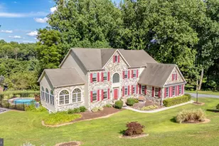 2098 Lavinda Dr, Westminster, MD 21157 - Photo 1