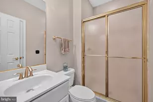 6351 Trout Stream Dr, Sykesville, MD 21784 - Photo 17