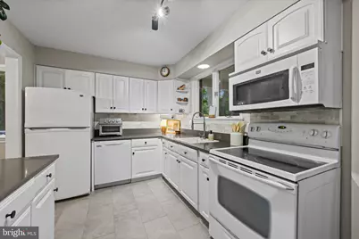 1508 Springlake Way S, Sykesville, MD 21784 - Photo 13