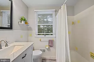 1508 Springlake Way S, Sykesville, MD 21784 - Photo 21