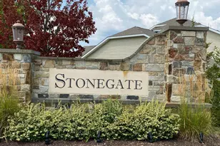 689 N Chandler Dr, Westminster, MD 21157 - Photo 1
