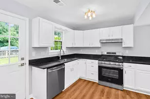 1364 Jay Rd, Eldersburg, MD 21784 - Photo 7