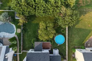 18 Bowie Mill Ave, Taneytown, MD 21787 - Photo 5