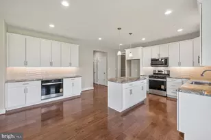 1715 Botanical Ct, Sykesville, MD 21784 - Photo 15