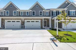 1711 Botanical Ct, Sykesville, MD 21784 - Photo 3