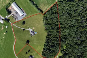 600 Turf Farm Dr, Sykesville, MD 21784 - Photo 3