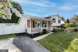 55 Bonfire Ct, Westminster, MD 21157 - Photo 3