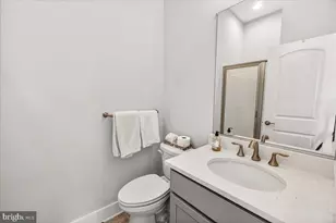 2896 Town View Cir, New Windsor, MD 21776 - Photo 33