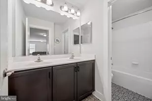 2820 Town View Cir, New Windsor, MD 21776 - Photo 29