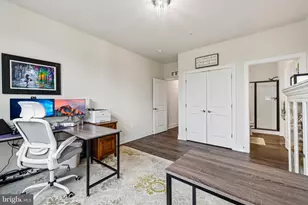 2402 Connor Cir, Mount Airy, MD 21771 - Photo 21
