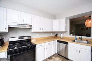 4624 Marksman Ct, Hampstead, MD 21074 - Photo 7